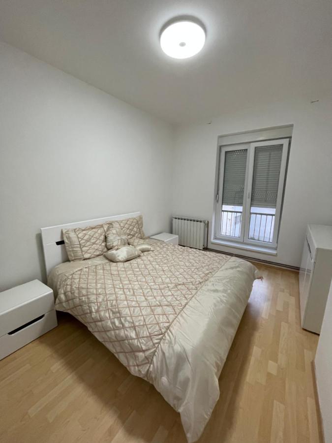 Modern & Cozy 2-Bedroom Vacation Home In Sarajevo Saraievo Exterior foto